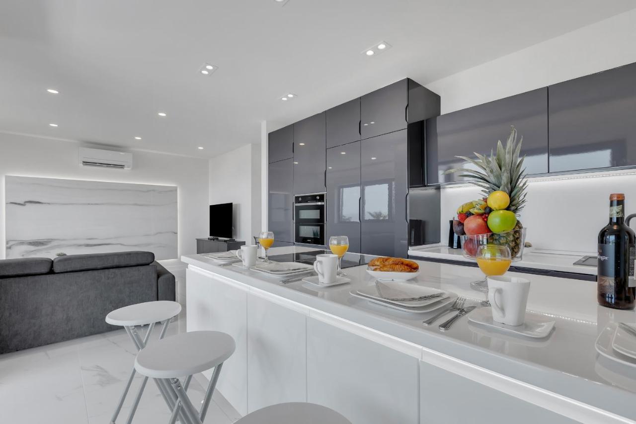 Luxury Seaview Apartment Dzenan Makarska Exterior foto
