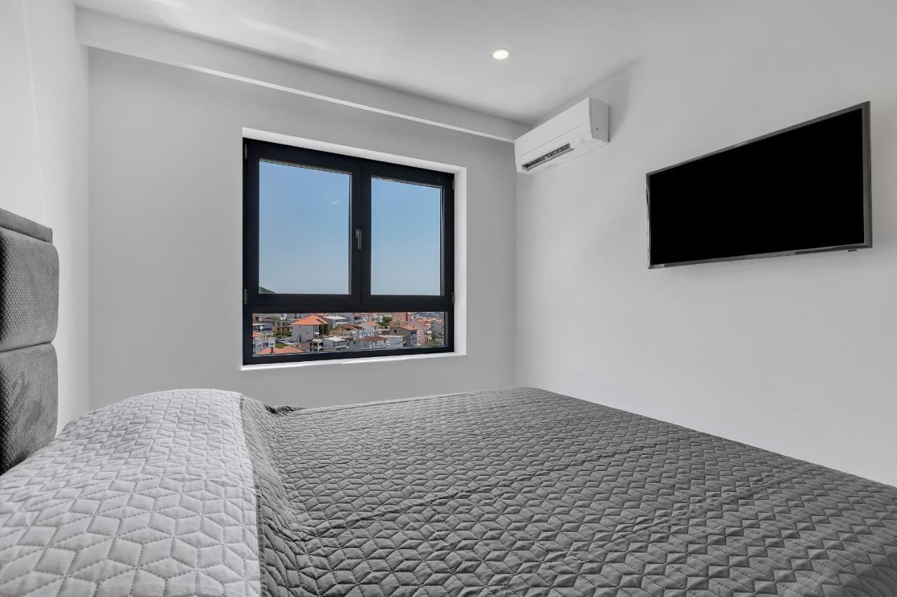 Luxury Seaview Apartment Dzenan Makarska Exterior foto